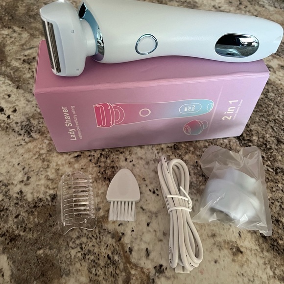 shaver for ladies Rechargeable 2-1 - Picture 9 of 9